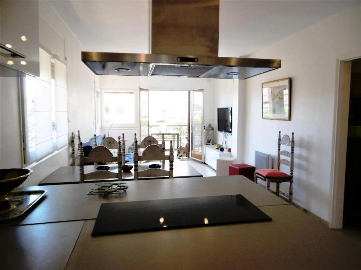 Puig D'Esquer - Apartamento En Planta Baja Y Tres Dormitorios En Llanca - Es-228-49 0*,  Spain